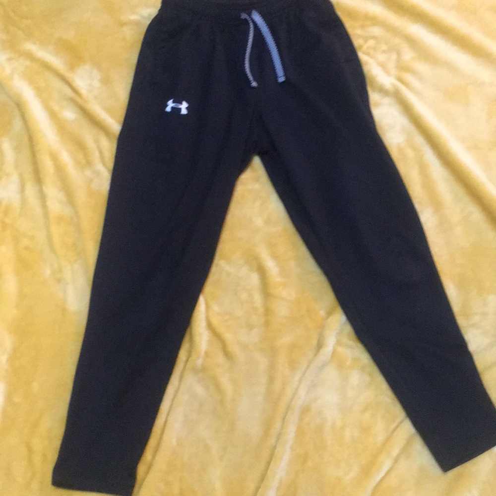 Underarmor black pants
